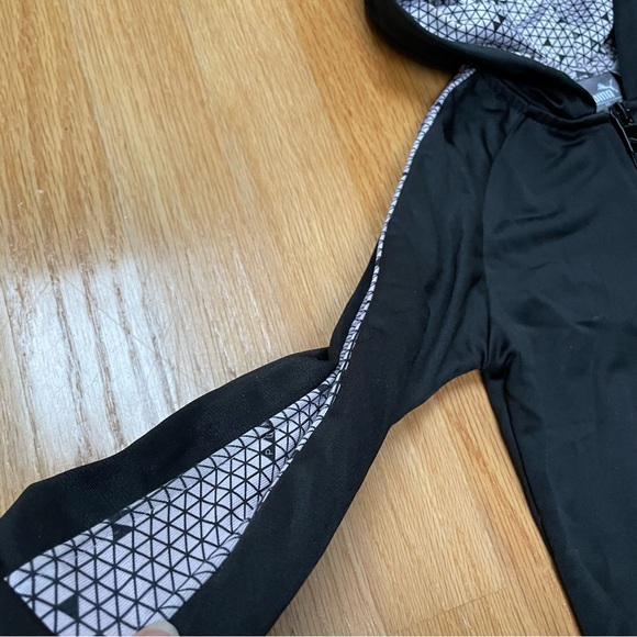 Puma light pink/black matching suit with zip up hooded top & thin leggings 24mos - Picture 11 of 13